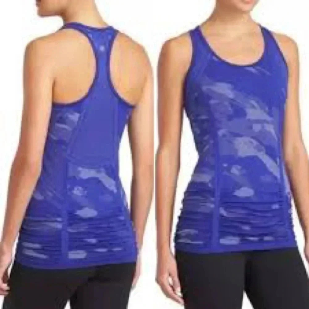 Athleta Fast Track Racer Back Blue Camo Tankā Top size XS